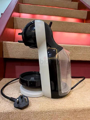 Nescafe Dolce Gusto mini coffee maker