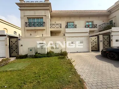 Huge 2bhk Townhouse | Covered Parking