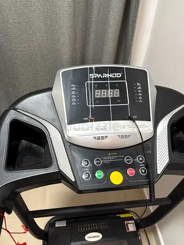 Used electric treadmill in good working condition
