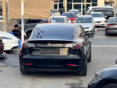 صورة 5 لـ 2021 Tesla MODEL 3