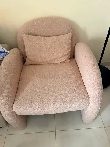 Single sofa