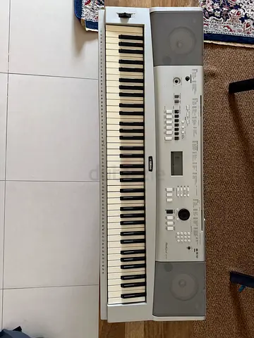 Yamaha dgx 230 keyboard for sale
