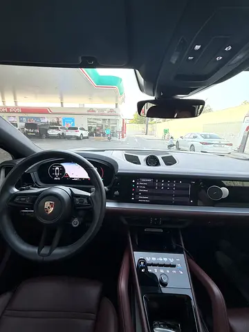 2024 Porsche CAYENNE 照片 10