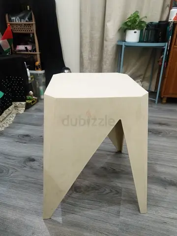 Minimalist geometric plastic stool / side chair - off-white