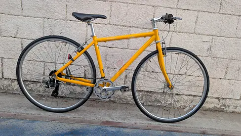 Yellow hybrid/road bike - 7-speed conversion, good condition