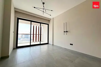 Brand New l Ready To Move In l Prime Location