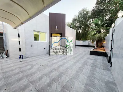 brand new independent single storey 3 bedroom villa with maids room modern fittings nice big space