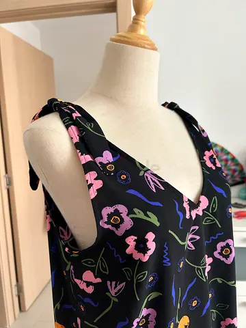 Monki Women's black floral sleeveless dress, size M— new