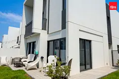 Exclusive, Close To Amenities, Corner Plot