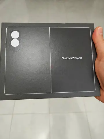 Samsung galaxy fold 8, 256 Gb, cream color. Uae version. Sealed. 3 months, Samsung Care+ Accidental