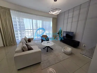 Elegant Apartment | Vacant | City View