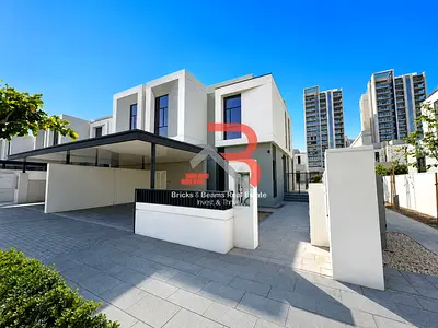 Corner Unit | Large Plot | Landscaped Garden