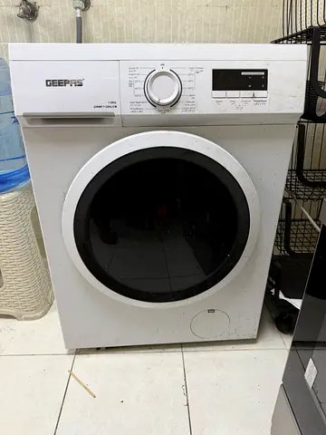 Geepas Front Load Washing Machine - Good Working Condition