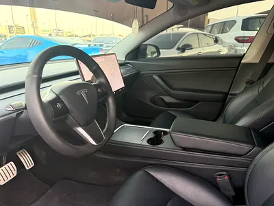 صورة 6 لـ 2021 Tesla MODEL 3