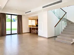 4 Bedroom | Single Row | Corner Unit | Vacant