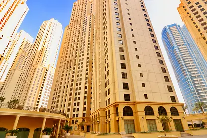 Spacious 3BR | Steps to Beach | Prime JBR Living