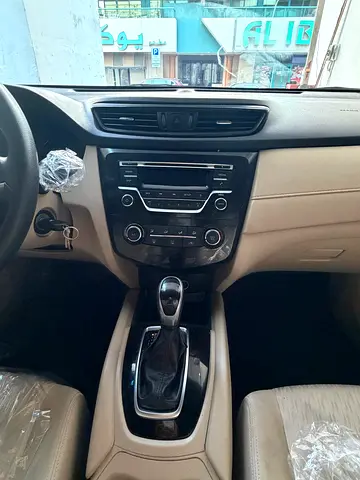 2020 Nissan X-TRAIL — миниатюра 8