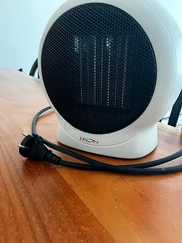 Compact Ikon Portable Ceramic Fan Heater - Flawless Working Condition