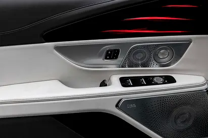2024 Lincoln NAUTILUS 照片 12