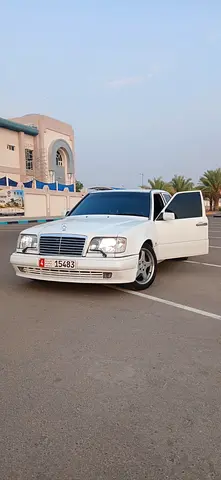 1992 Mercedes-BENZ E-CLASS 照片 4