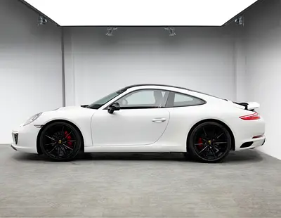 2017 Porsche 911 thumbnail 2