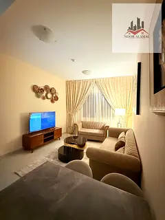 Sharjah, Al Taawun: Apartment featuring a bedroom, living room, kitchen, two bathrooms (with showers