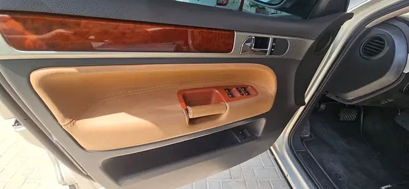 2009 Volkswagen TOUAREG 照片 3