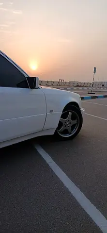 صورة مصغرة 14 لـ 1992 Mercedes-BENZ E-CLASS