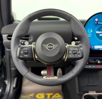 صورة 7 لـ 2025 MINI COOPER