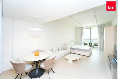 Brand New Studio | Fully Furnshed | Vacant