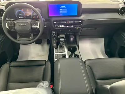 2026 Toyota PRADO 缩略图 6