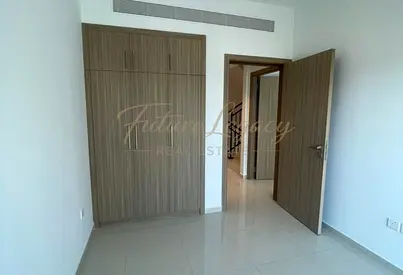 4 CHEQUES l BRIGHT 2 BEDROOM | MODERN INTERIORS
