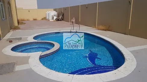 available private entrance 3 bedroom single storey villa with 2 full bath / open fitted kitchen / maids room/ shared swimming pool /for rent in mirdif