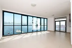 Burj Khalifa Skyline &amp; Marina Yacht Water Views