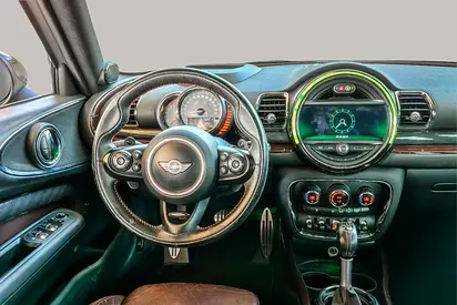صورة 10 لـ 2017 MINI CLUBMAN