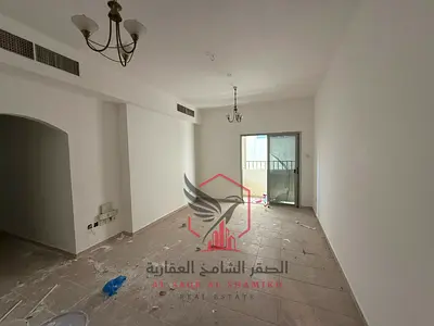 شقة للإيجار غرفتين نوم وصالة تكييف مركزي مع خدمات جيم ومسبح مجانا بلكونة بإطلالة مميزة في القاسمية الند