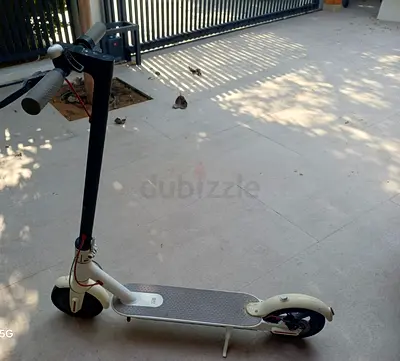 Xiaomi Mi Electric Scooter White