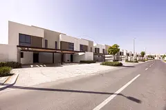√ CORNER UNIT | Move-in Ready | Spacious Plot √