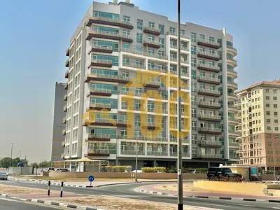 Large Unit | Closed Kitchen | Family Building