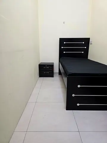 Partition available close to Abuhail metro, Hor al anz, Deira