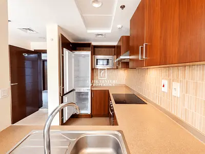 MODERN STUDIO | SPACIOUS | PRIME LOCATION