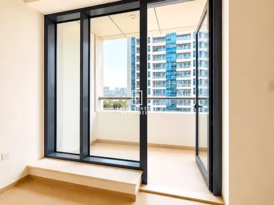 MODERN STUDIO | SPACIOUS | PRIME LOCATION