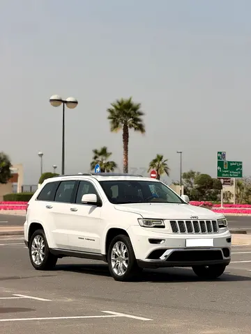 Stunning Jeep Grand Cherokee Summit 2015 | GCC Specs | Fully Loaded