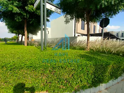 Spacious Corner 2 Bedroom Townhouse for Rent in Nasma Residence | Maid's Room | Covered Parking