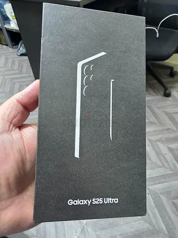 Samsung Galaxy S25 Ultra box - unopened (black retail box)