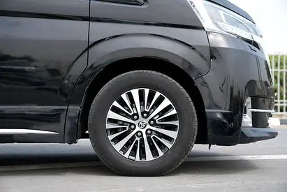 صورة 4 لـ 2021 Toyota GRANVIA