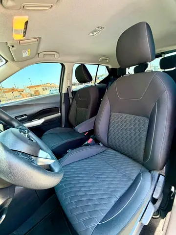 صورة 13 لـ 2022 Nissan KICKS