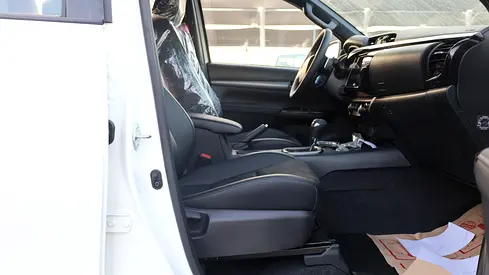 2025 Toyota HILUX 照片 14