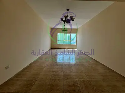 شقة غرفتين وصالة بالتعاون مع 3 حمامات وبلكونة وتكييف مجاني وجيم ومسبح وباركينغ بمساحات واسعة