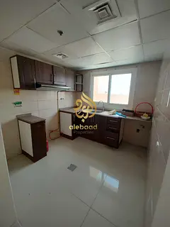Specious 1BHK apartment with bolcony very prime location just in 55k in warsan 4